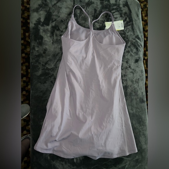 Halara Everyday Dress- Euphoria Lilac Chocolate Mauve Size Medium New with tag - Picture 4 of 9